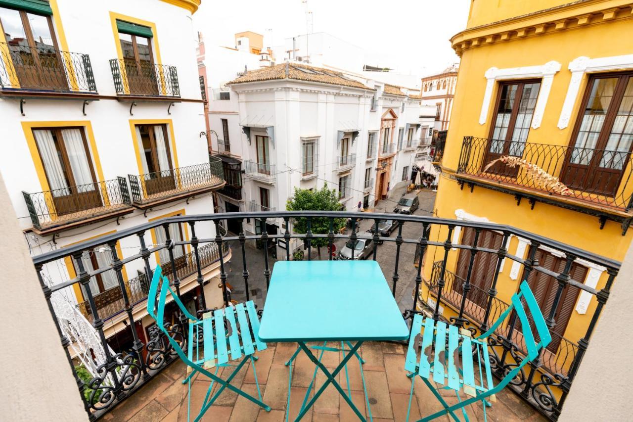 Cathedral Apartment, Upper Floor Apartment Sevilla Kültér fotó