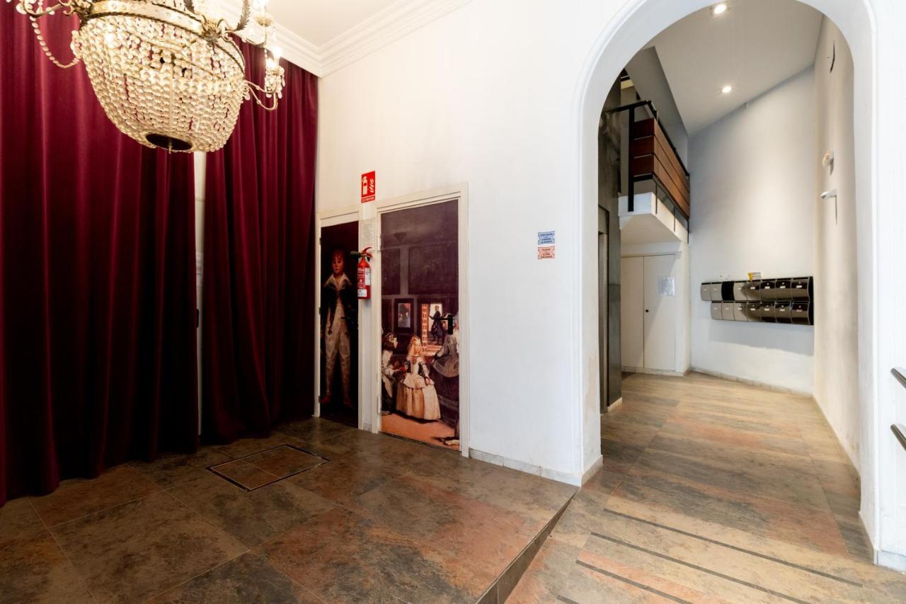Cathedral Apartment, Upper Floor Apartment Sevilla Kültér fotó