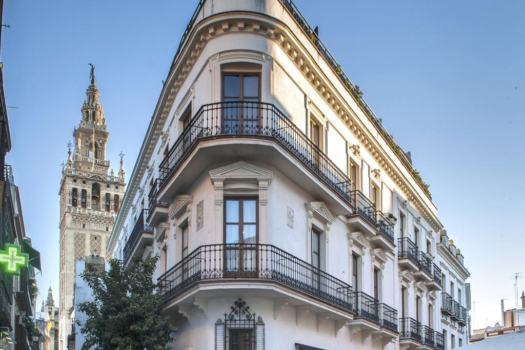 Cathedral Apartment, Upper Floor Apartment Sevilla Kültér fotó